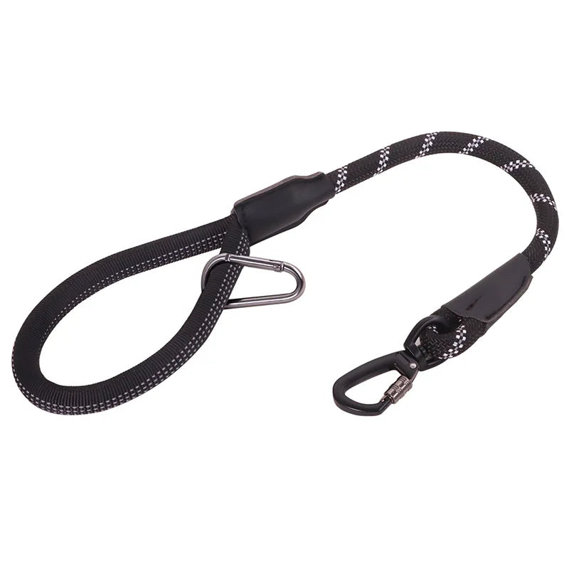 Guinzaglio per cani Guinzaglio per cani corto Guinzagli in un solo passaggio per cani che camminano Maniglia comoda Guinzagli per cani Corde da addestramento Catena riflettente per animali domestici